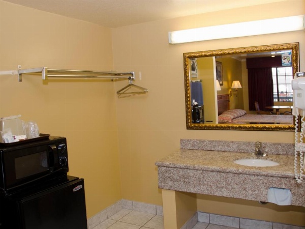 شاريت إن غلينديل - باسادينا image 8